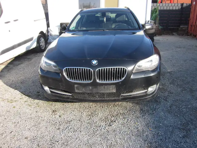 BMW 525 5er Touring Diesel 525d Touring Sport-Aut.