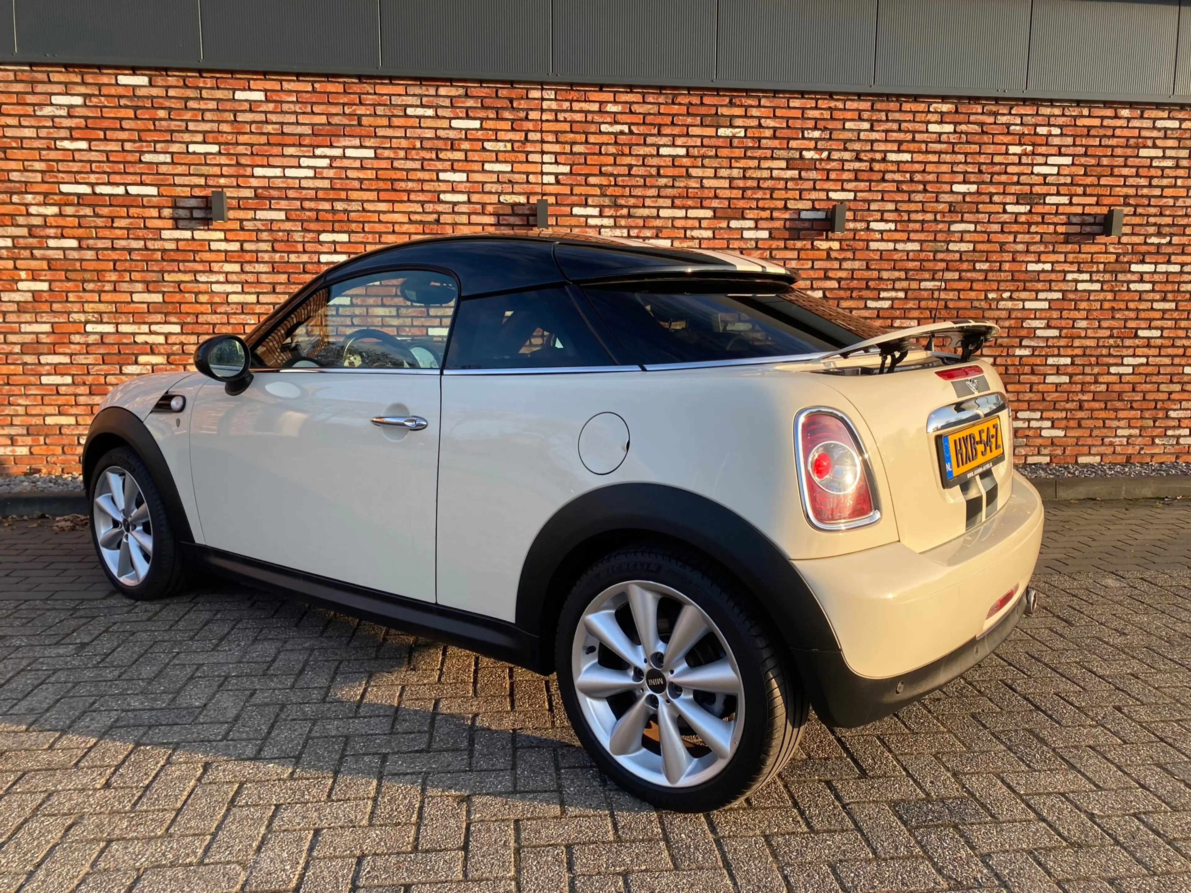 MINI Cooper Coupe Mini 1.6 Coupe Clima Cruise 130000km! — photo 3