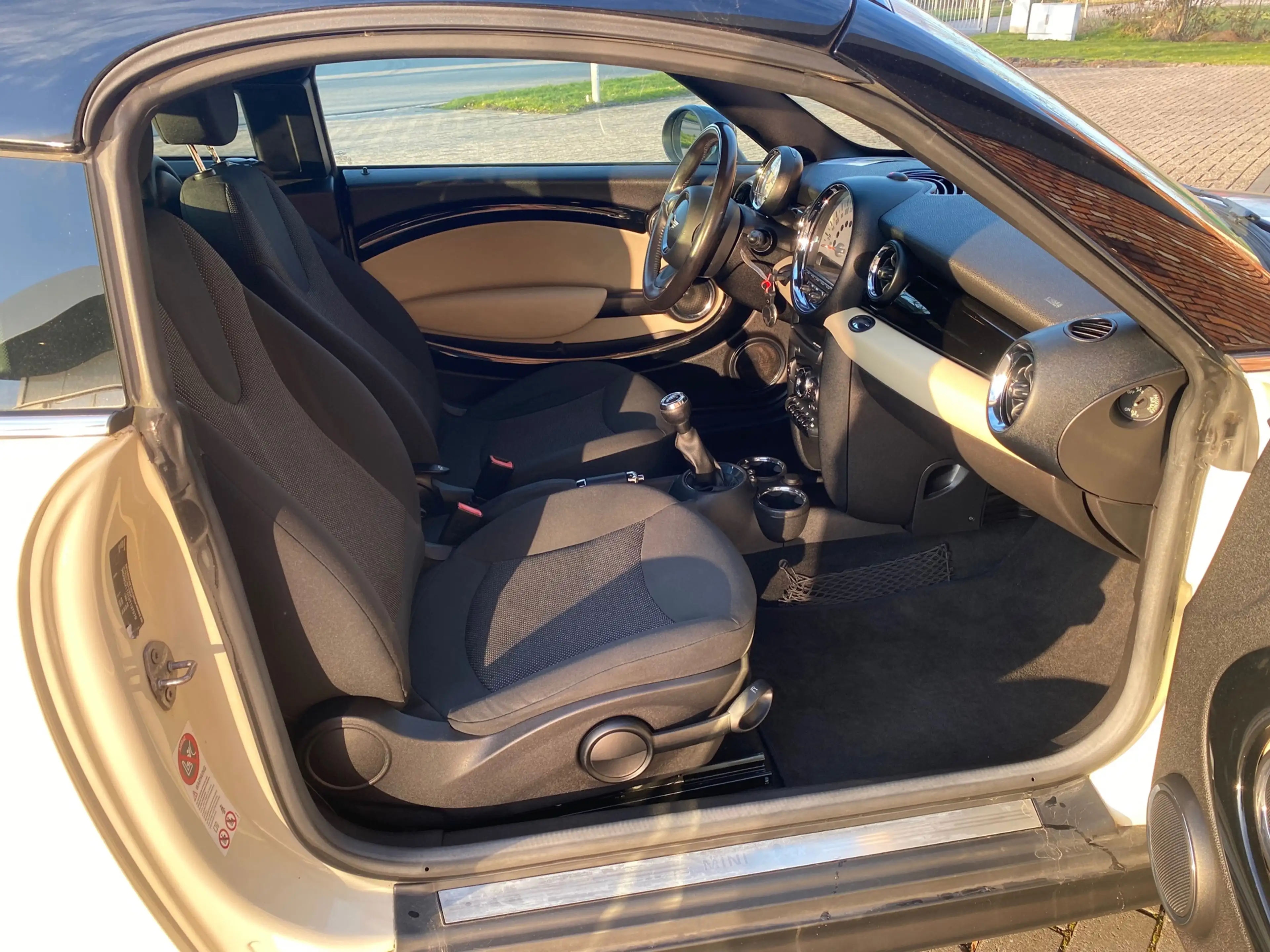 MINI Cooper Coupe Mini 1.6 Coupe Clima Cruise 130000km! — photo 10