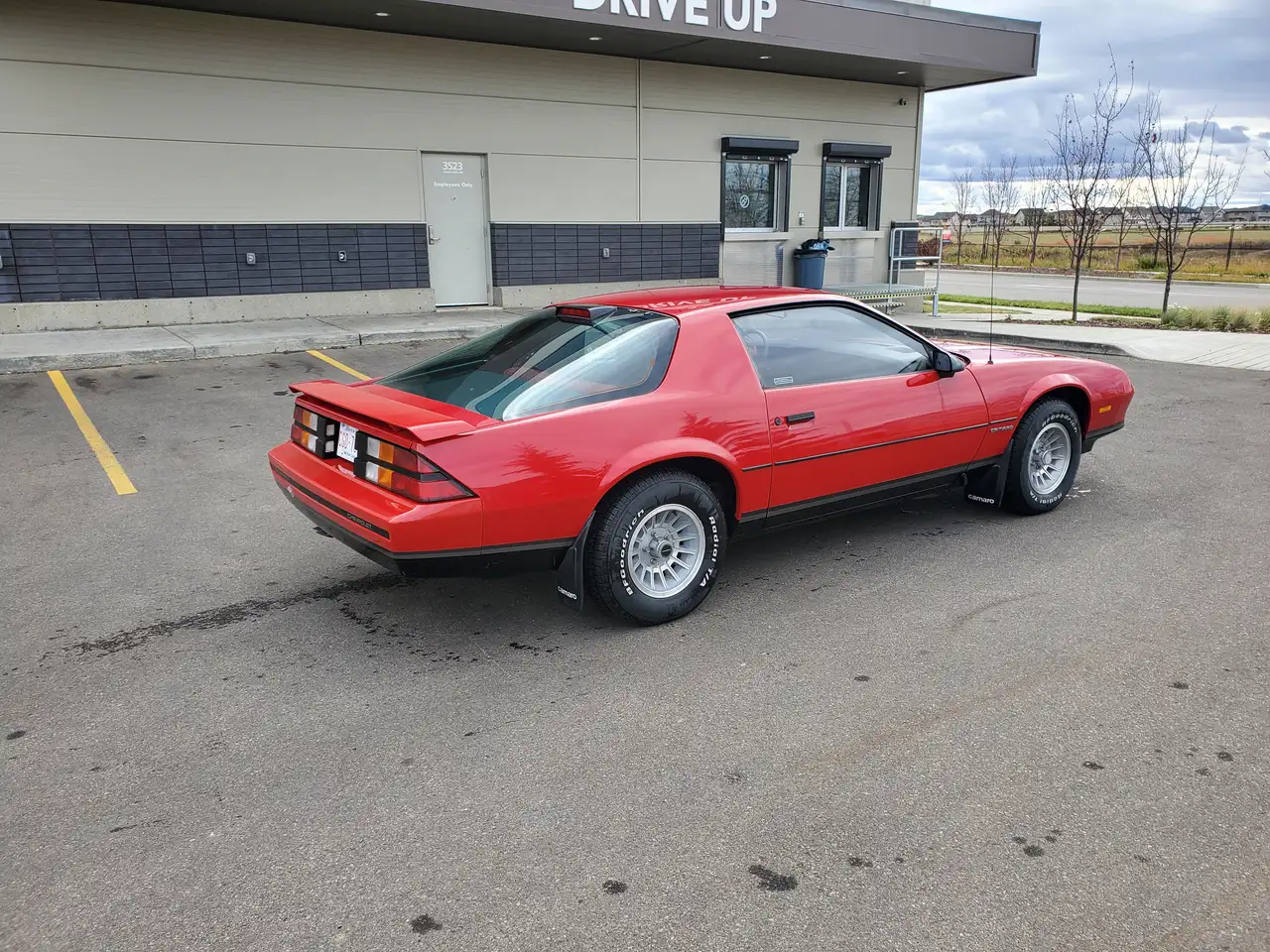 Chevrolet Camaro снимка Chevrolet Camaro