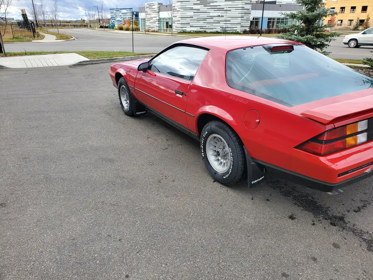 Chevrolet Camaro снимка Chevrolet Camaro