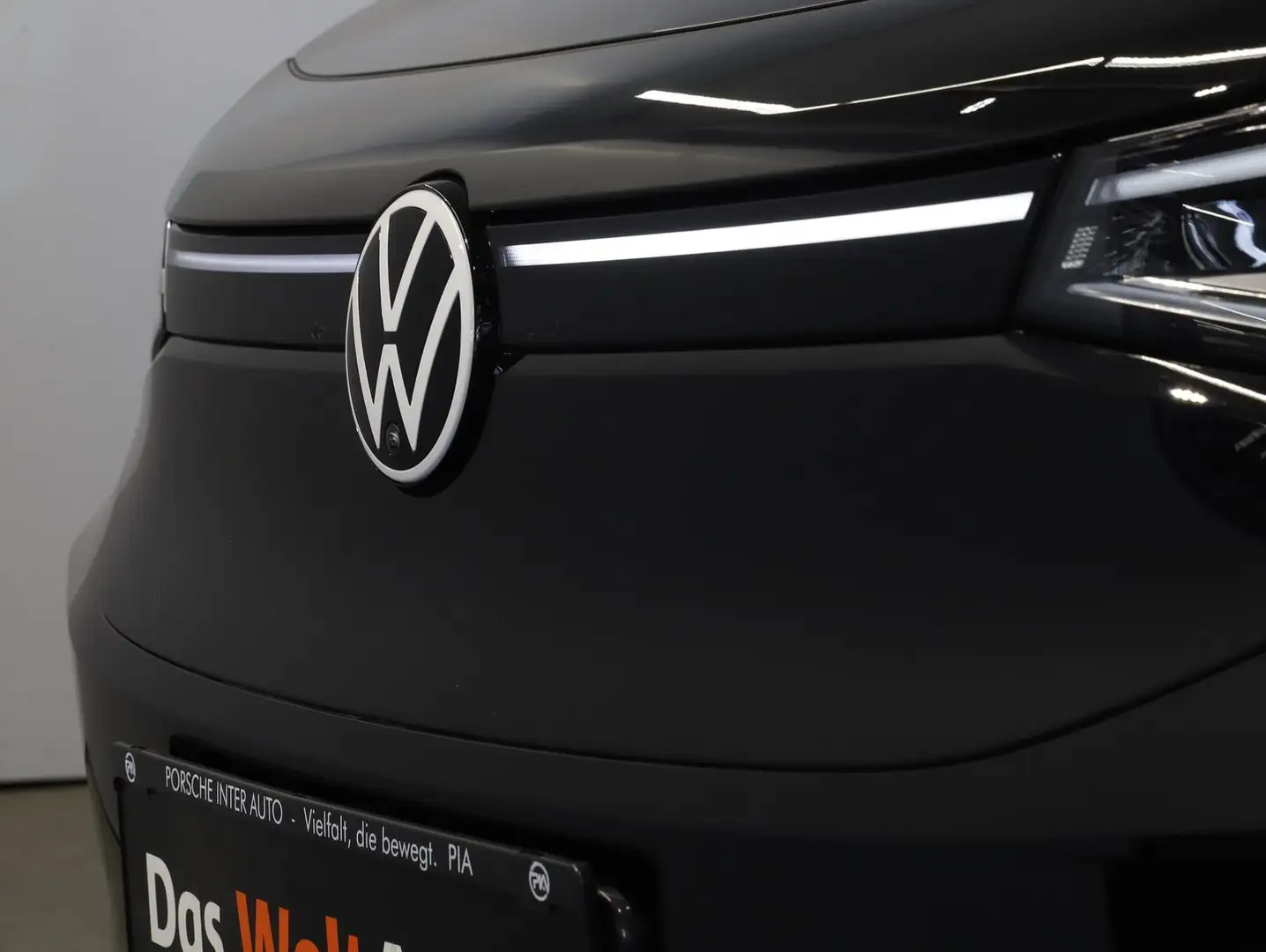 Volkswagen ID.4 Pure 125 kW Business Schwarz - 2