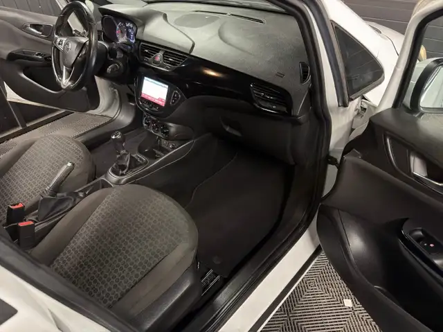 Opel Corsa view 12