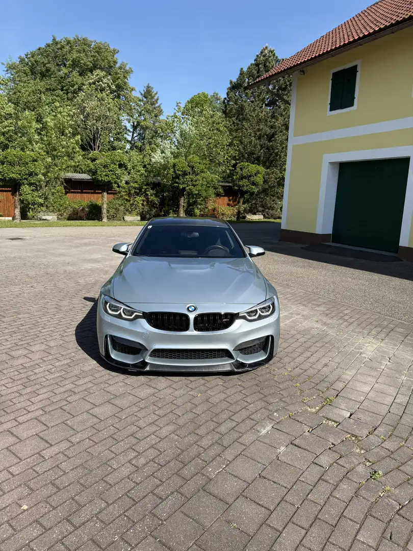 BMW M4 M-DKG - 2
