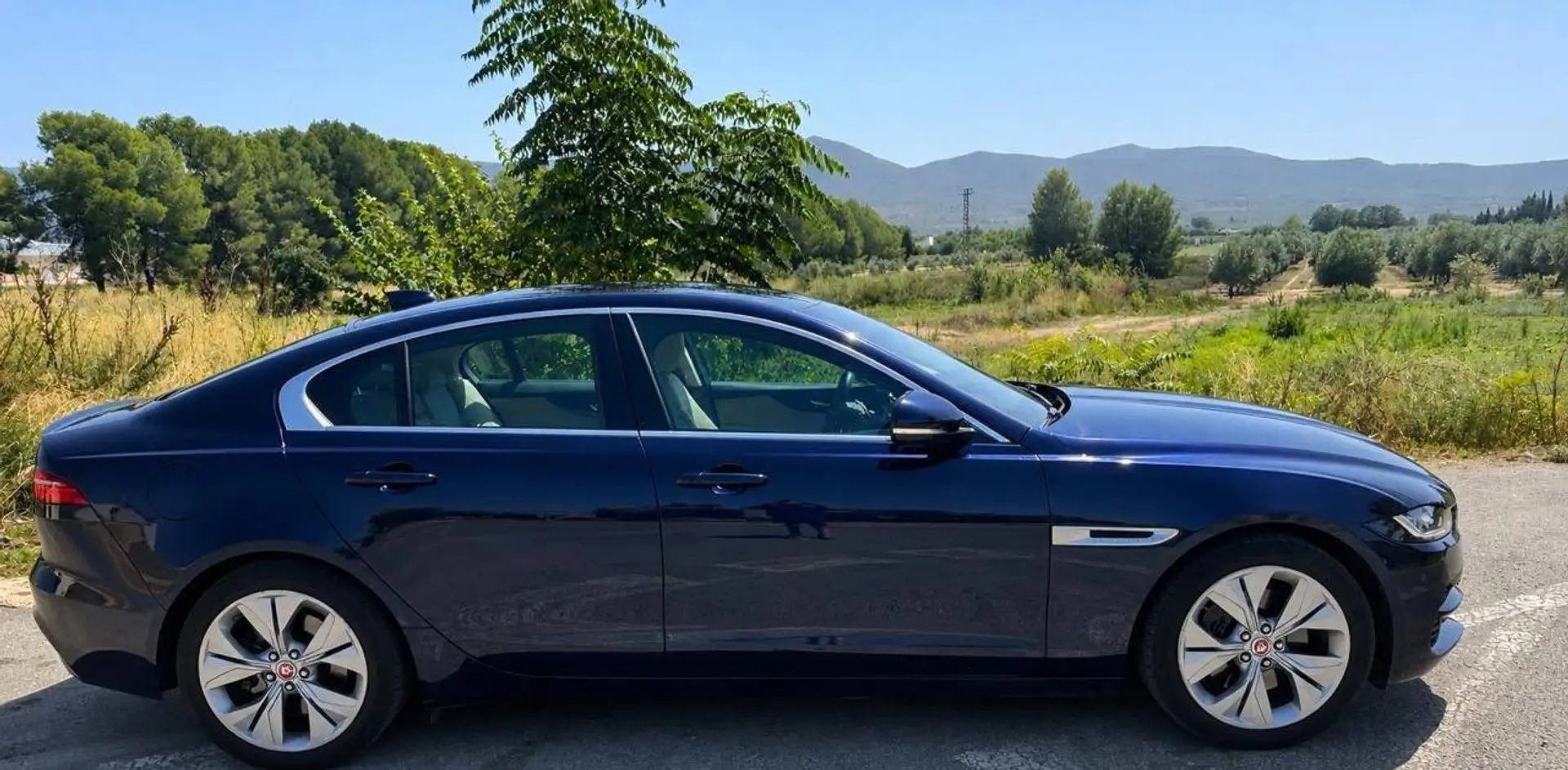 Jaguar XE D180 R-Dynamic 180 CV Azul - 2