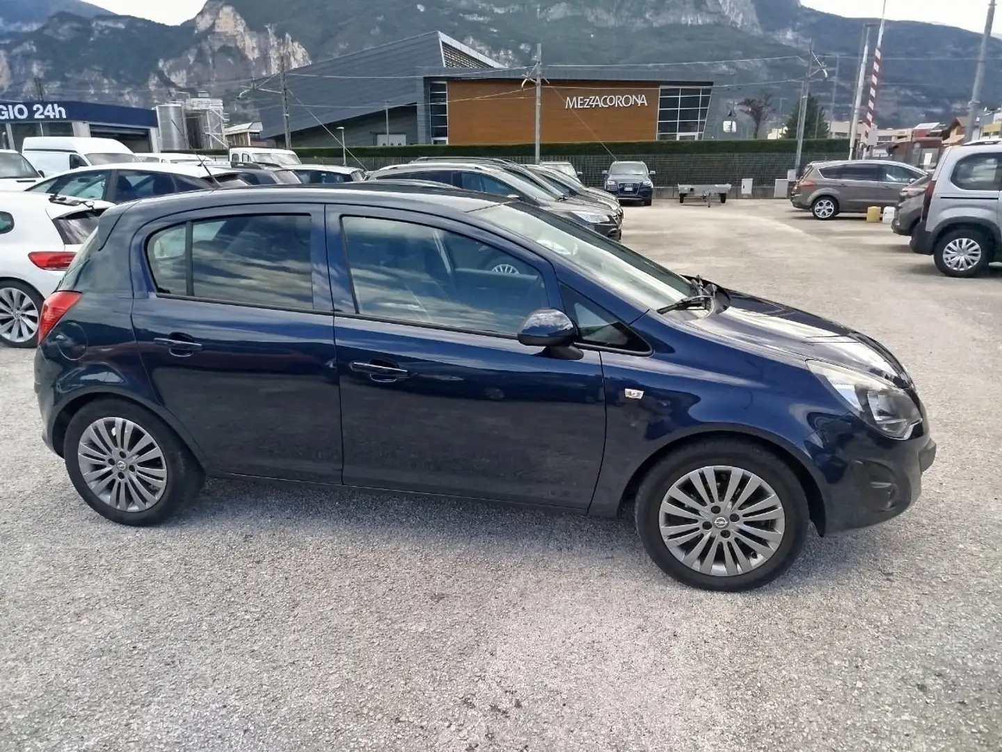 Opel Corsa Corsa IV  5p 1.2 Ecotec Gpl-tech 85cv Azul - 1
