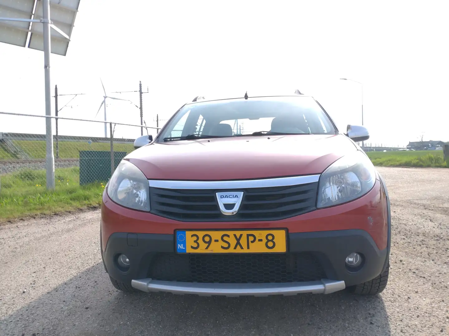 Dacia Sandero 1.6 Stepway LPG G3 Airco Trekhaak NIEUWE APK Rojo - 2