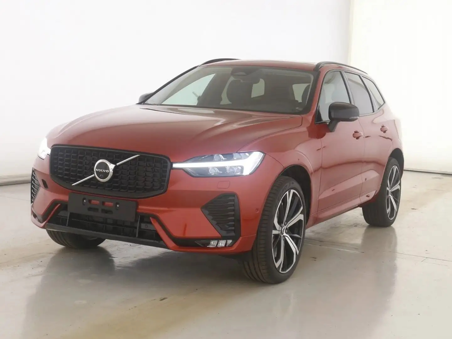 Volvo XC60 B4 Mild-Hybrid Benzin Plus Dark 2WD Rojo - 1