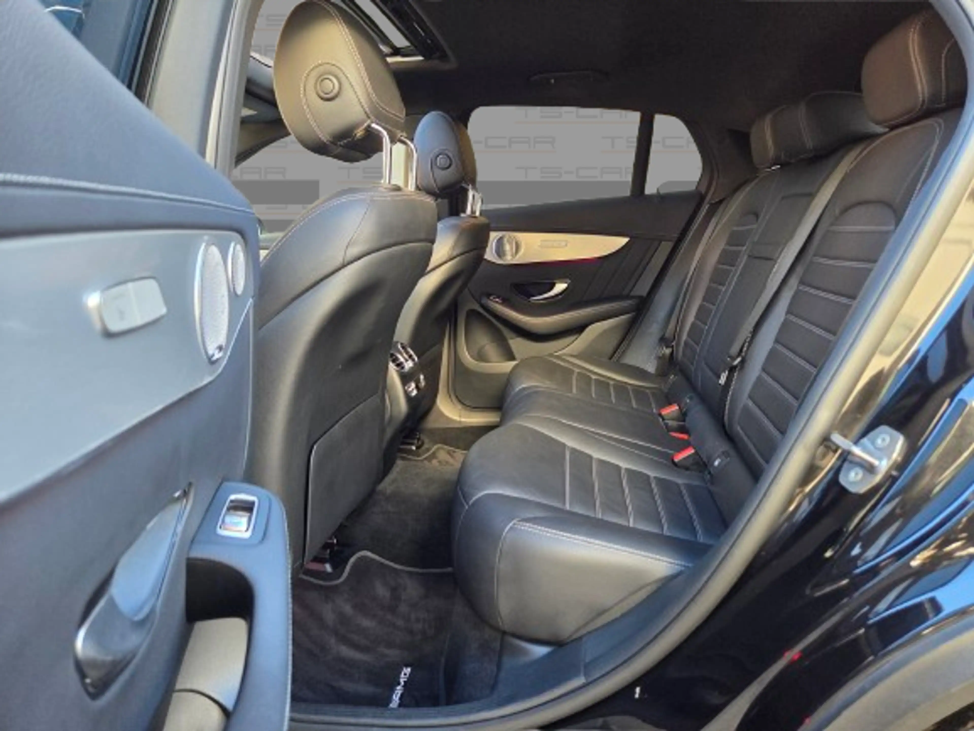 Mercedes-Benz GLC 43 AMG AMG GLC Coupe 43 4Matic AMG Speedshift TCT 9G — photo 9