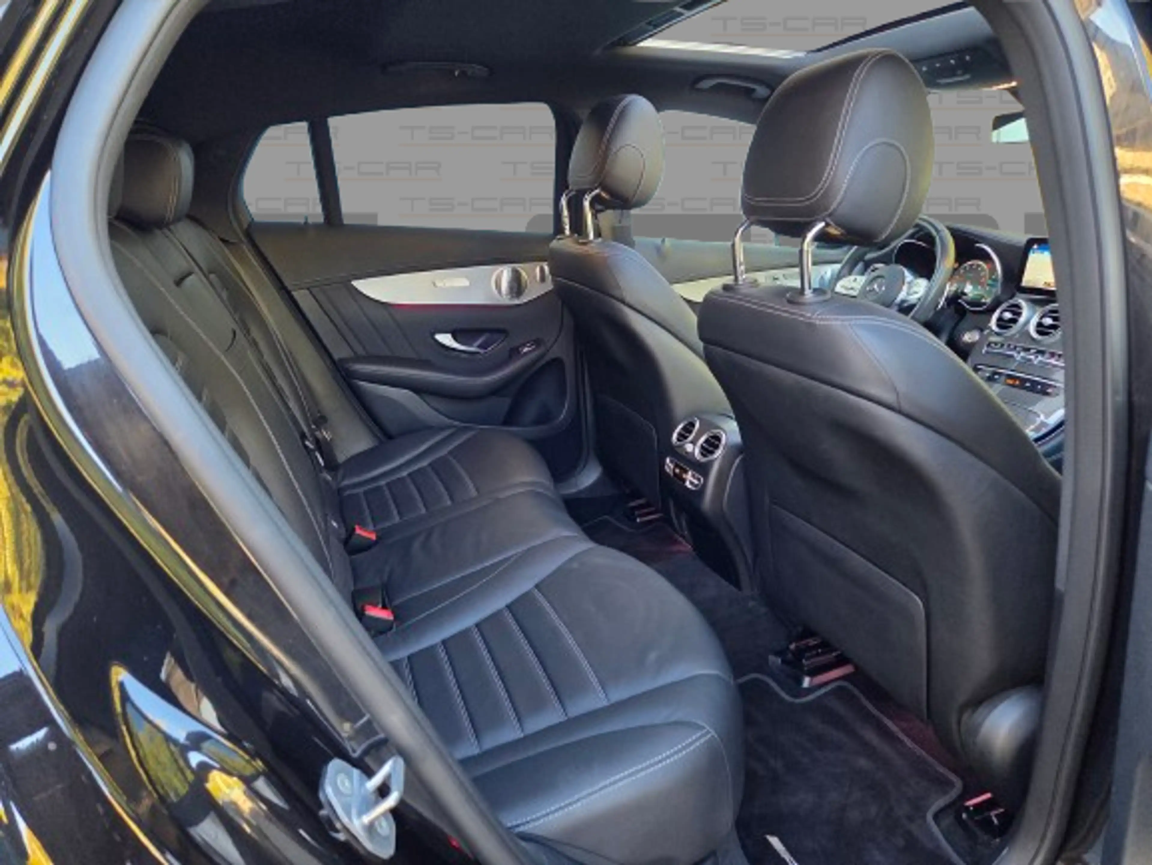 Mercedes-Benz GLC 43 AMG AMG GLC Coupe 43 4Matic AMG Speedshift TCT 9G — photo 12