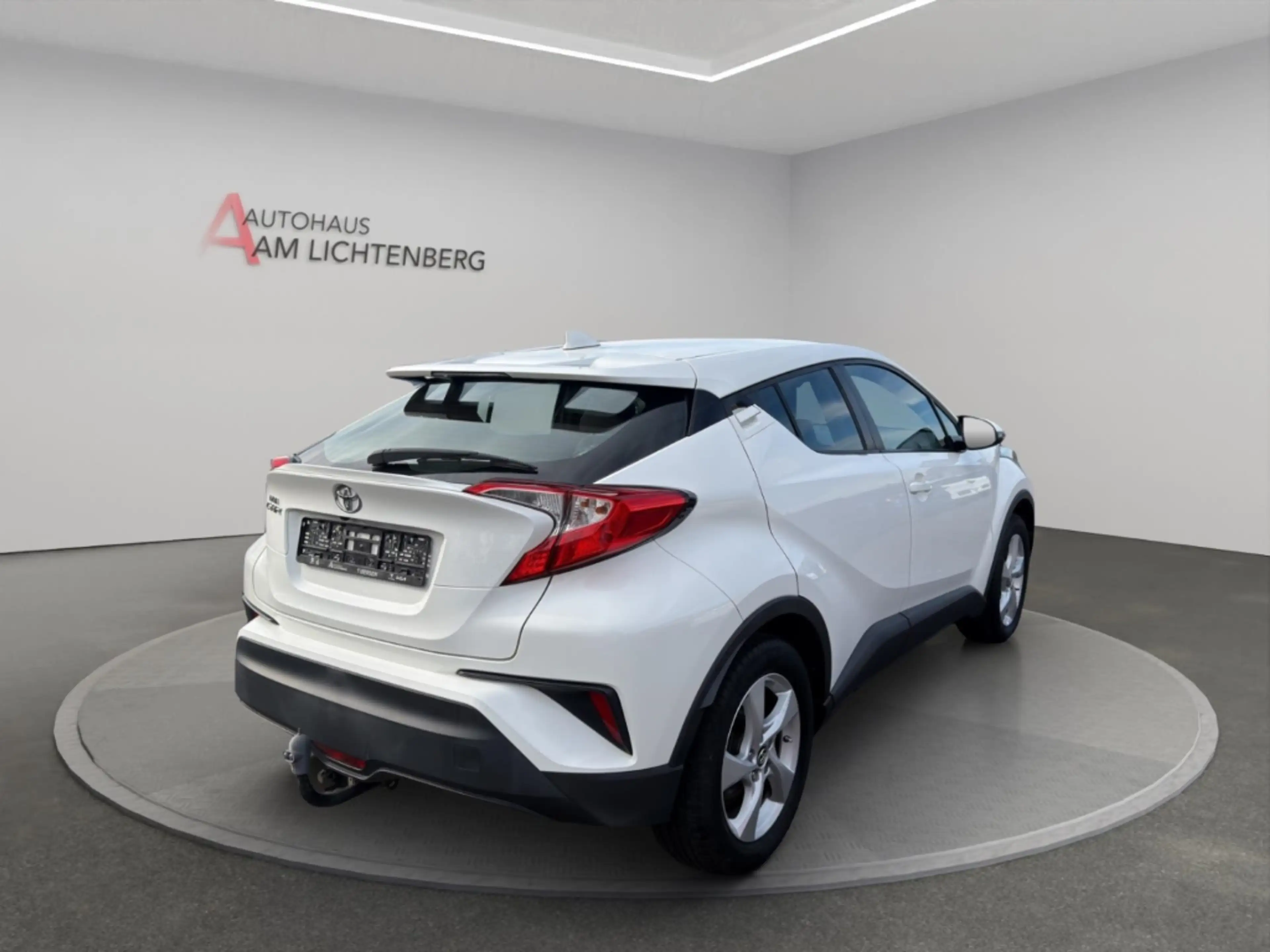 Toyota C-HR 1,2 Turbo Flow 4x2 LED+KAMERA+AHK+KLIMAAUTOMATIK — photo 4