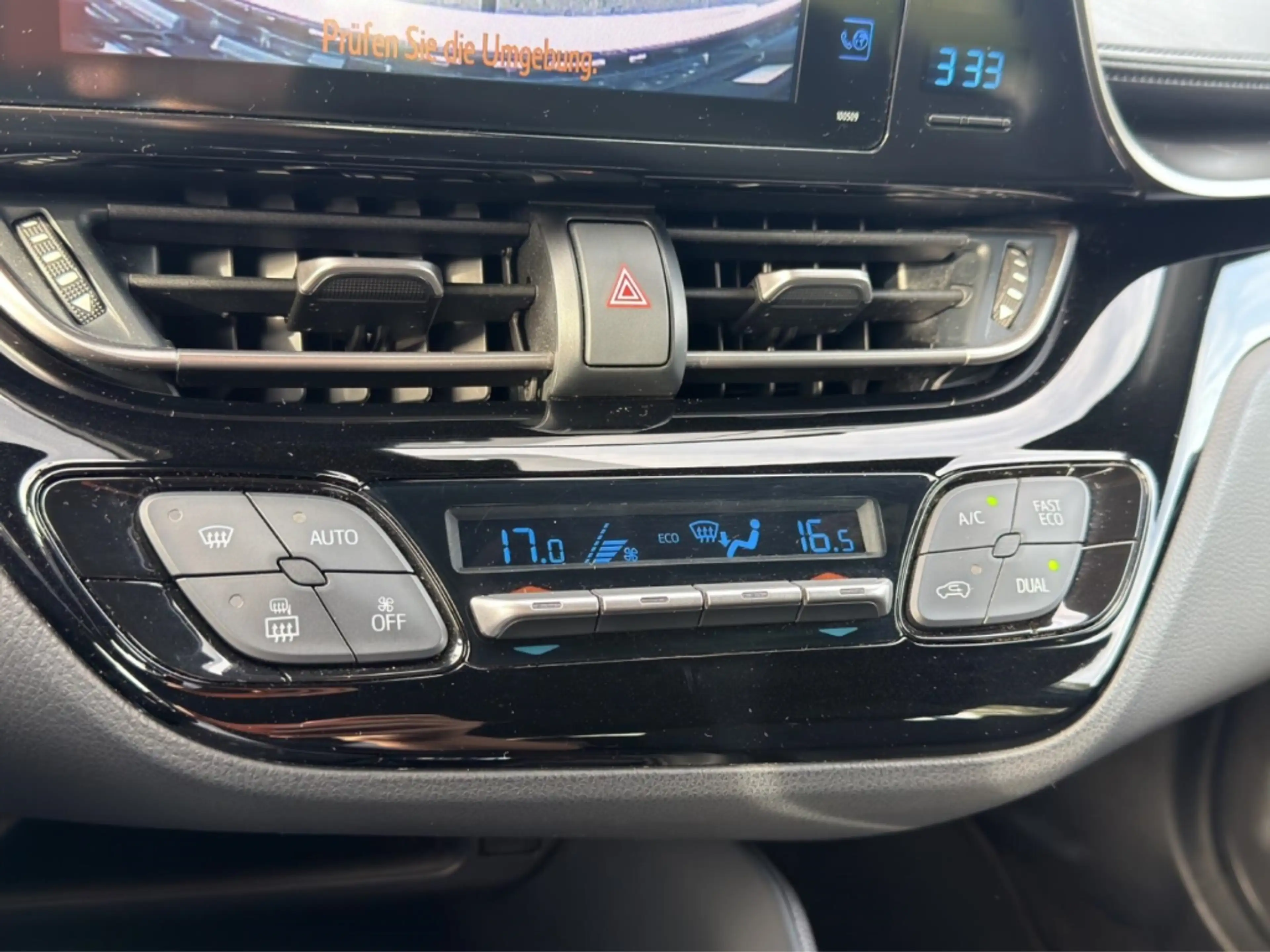 Toyota C-HR 1,2 Turbo Flow 4x2 LED+KAMERA+AHK+KLIMAAUTOMATIK — photo 15