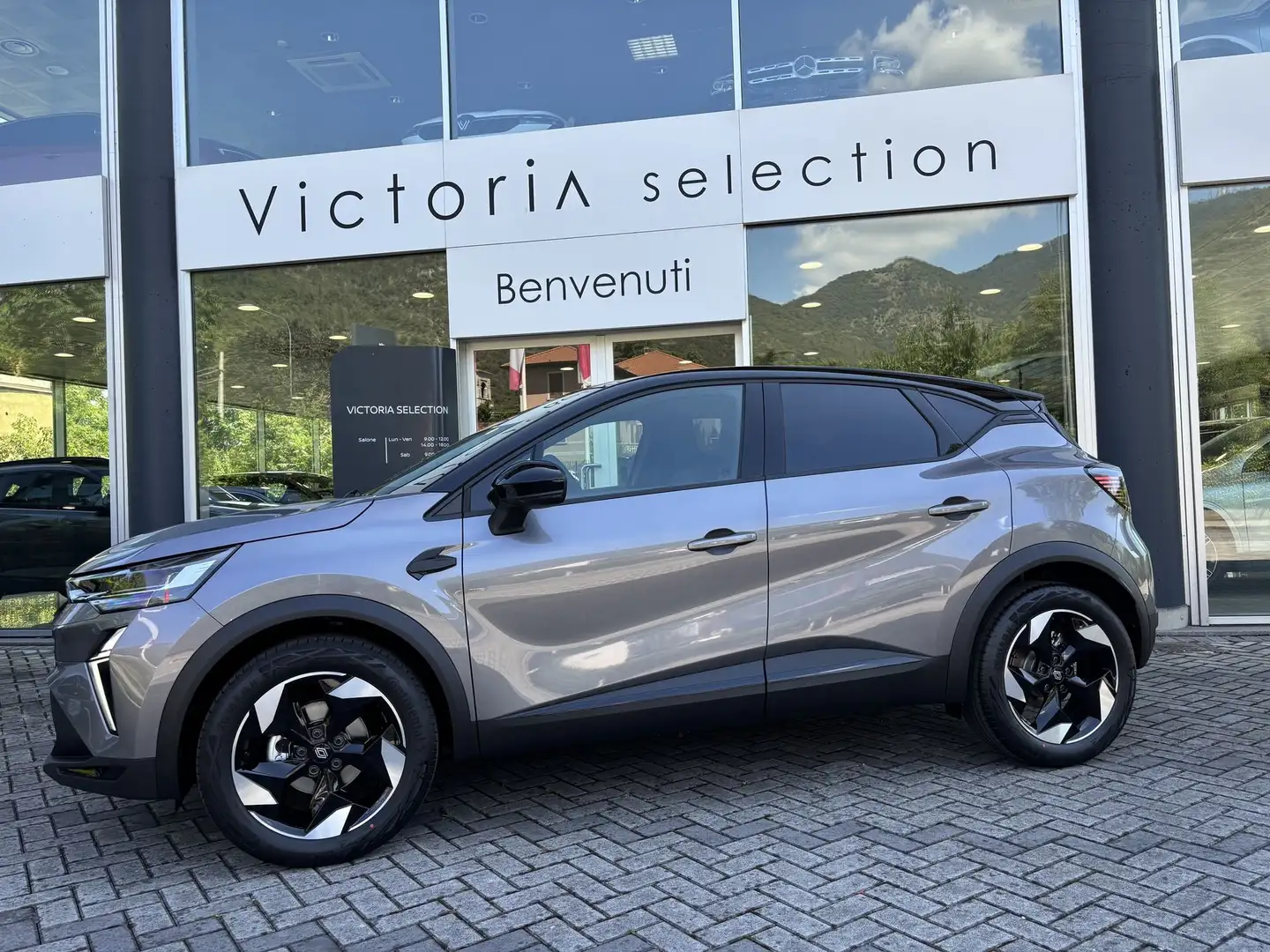 Renault Captur ECO-G GPL 100 CV TECHNO C.MANUALE KM0 NEOPATENTATI Grijs - 2