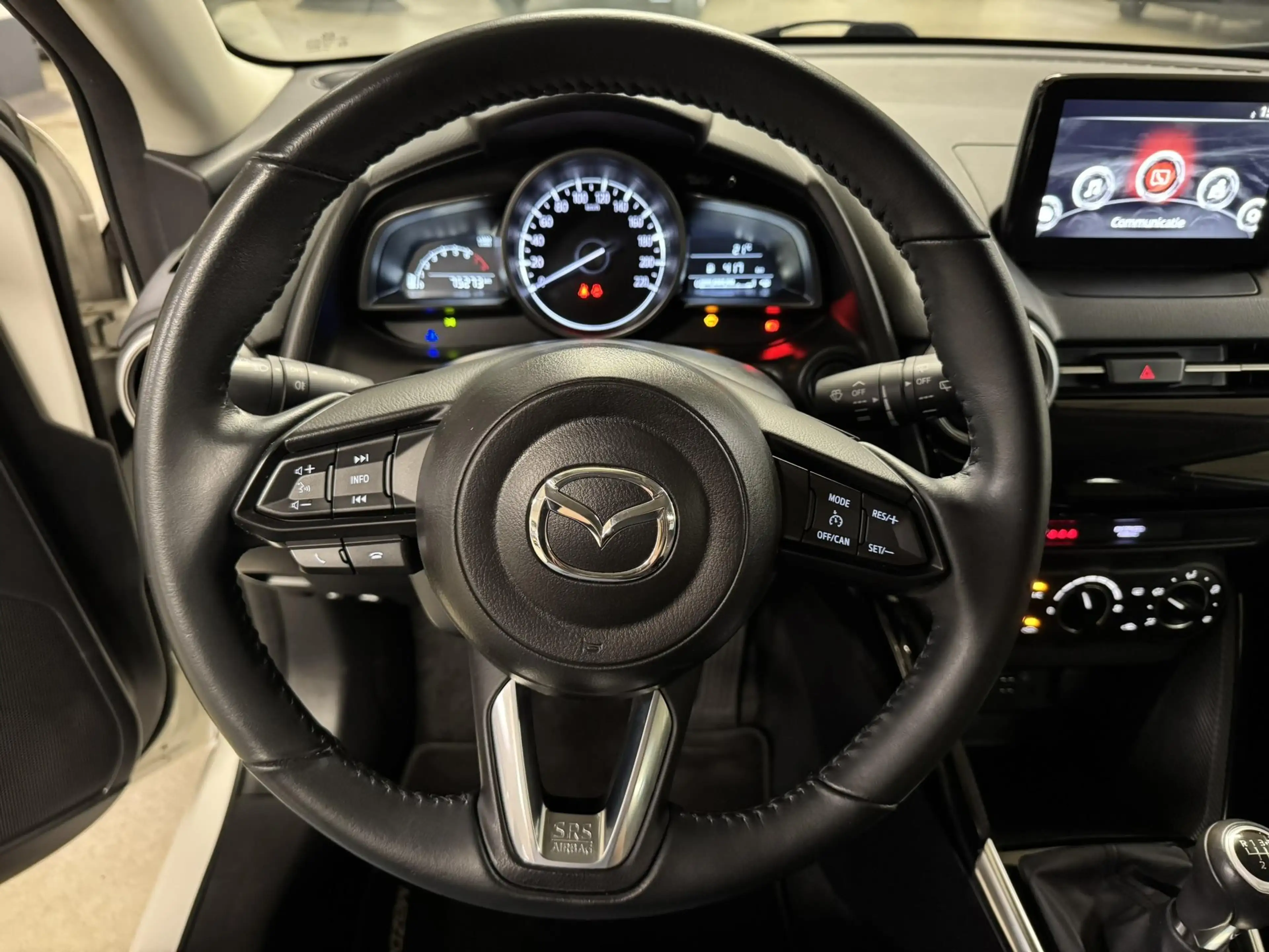 Mazda 2 1.5 Skyactiv-G Style Selected — photo 10