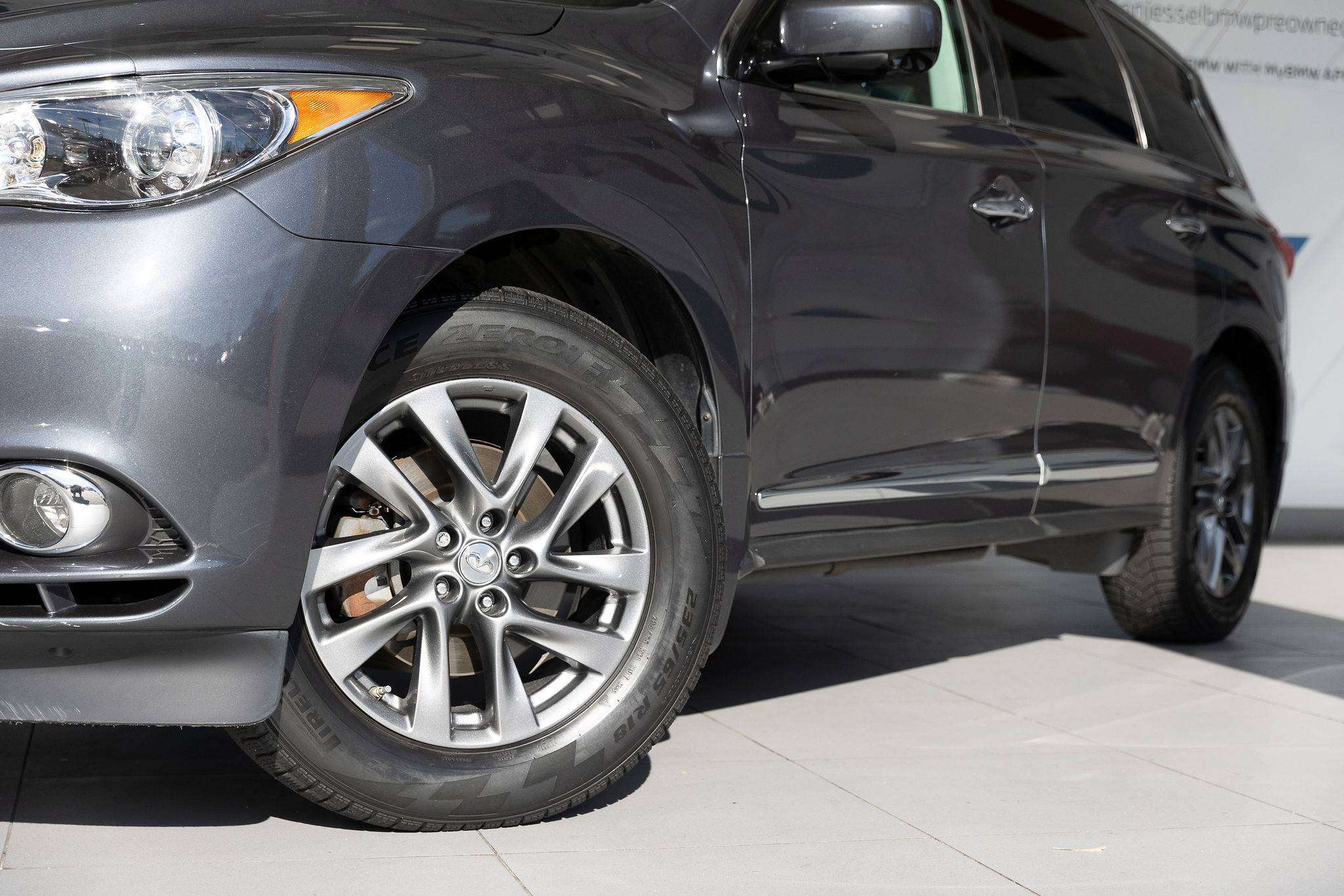2013 Infiniti JX35