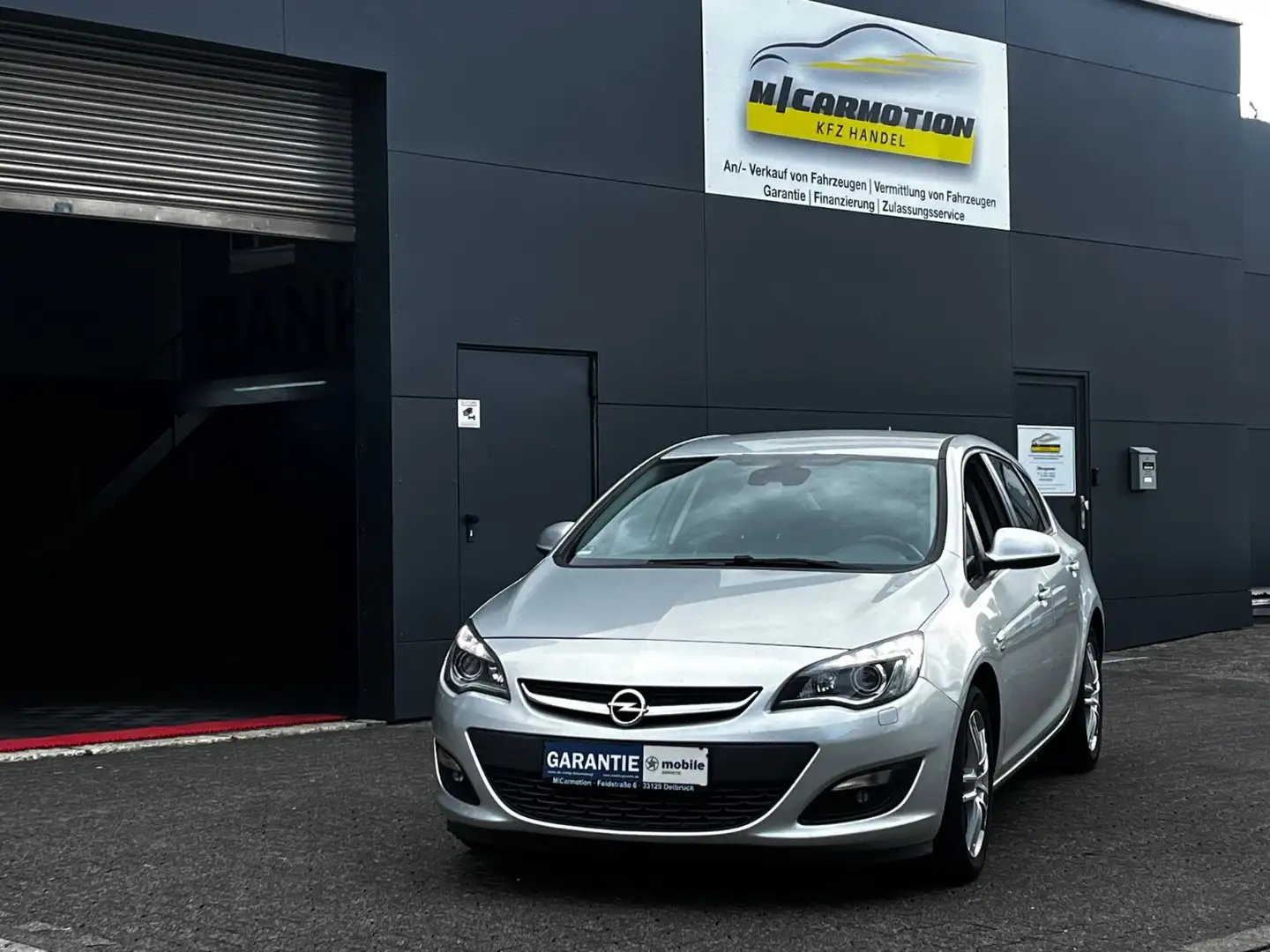 Opel Astra J Lim. Energy Automatik/ BiXenon/ Garantie Argento - 1