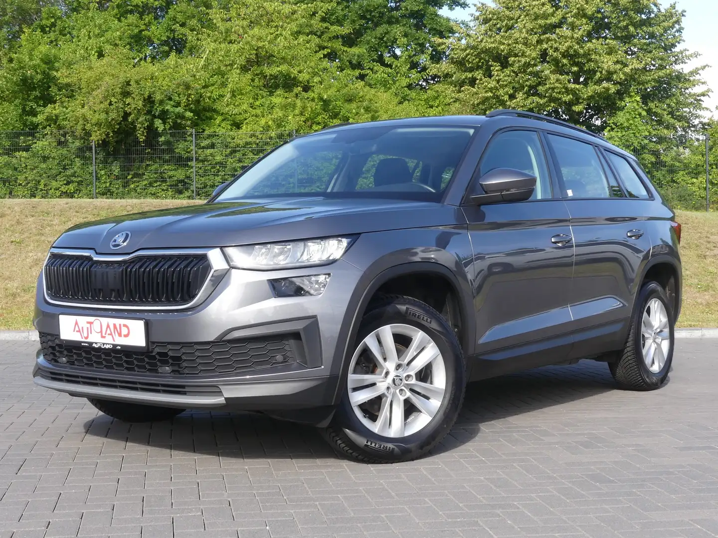 Skoda Kodiaq 1.5 TSI DSG LED 4x Sitzheizung  Android App Grijs - 2