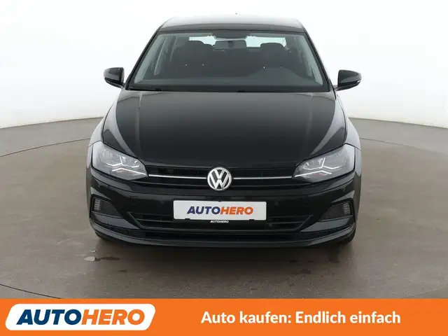 Volkswagen Polo view 9