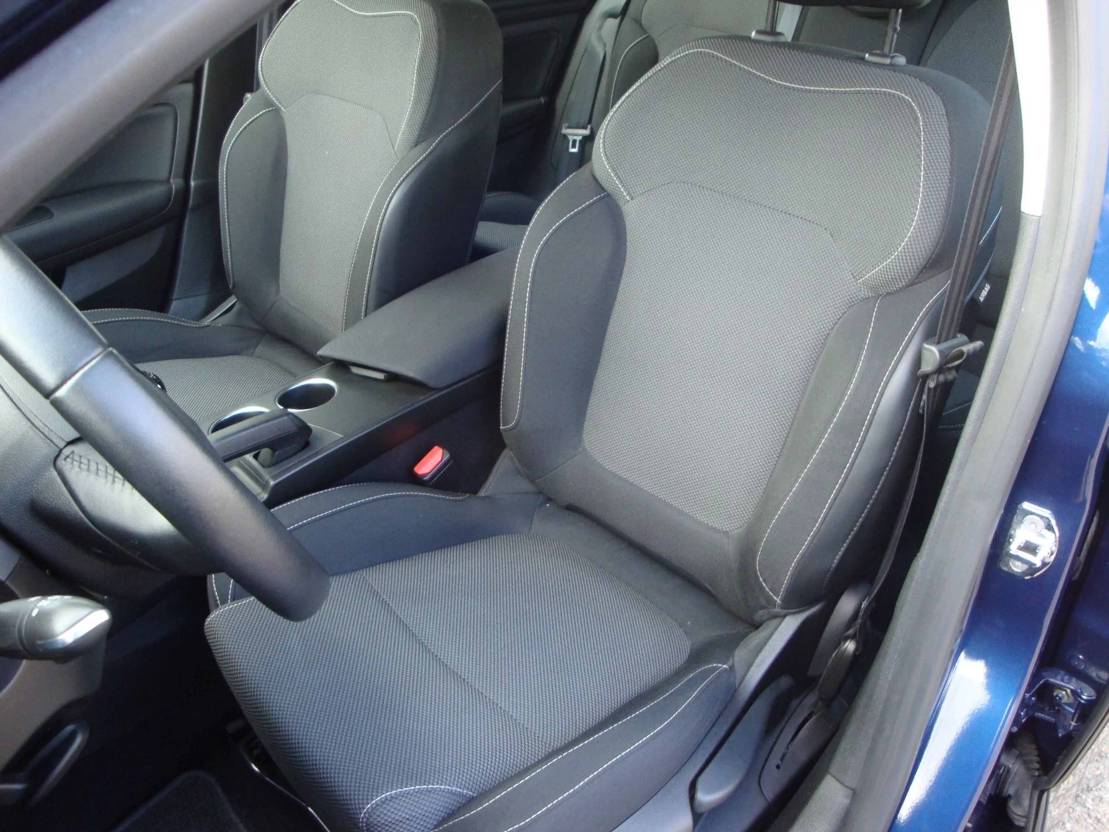 Renault Megane IV Grandtour Play — photo 11