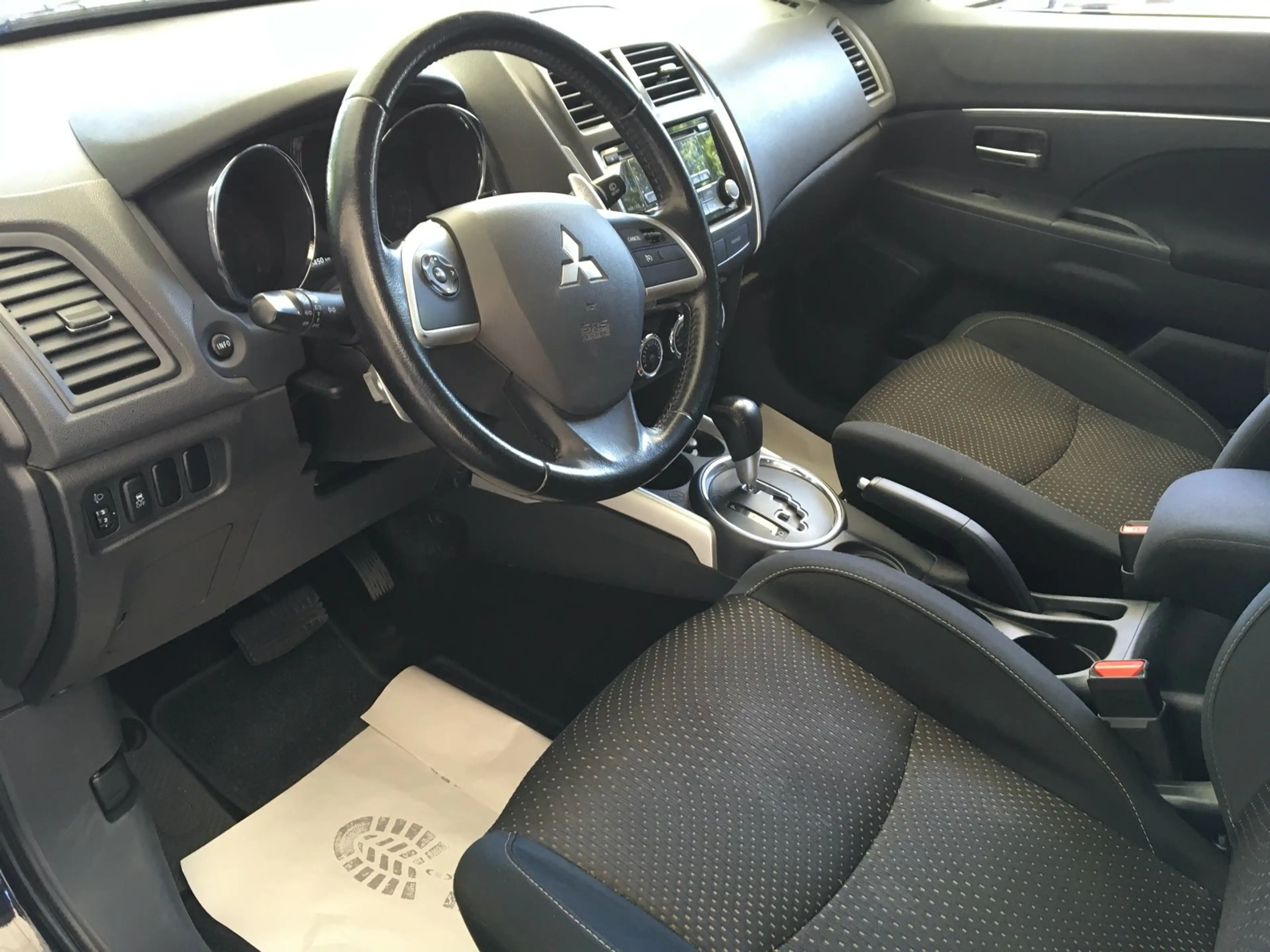 Mitsubishi ASX 2.2 Invite 4WD Autom/Klimatr/AHK/Temp/NSW — photo 12