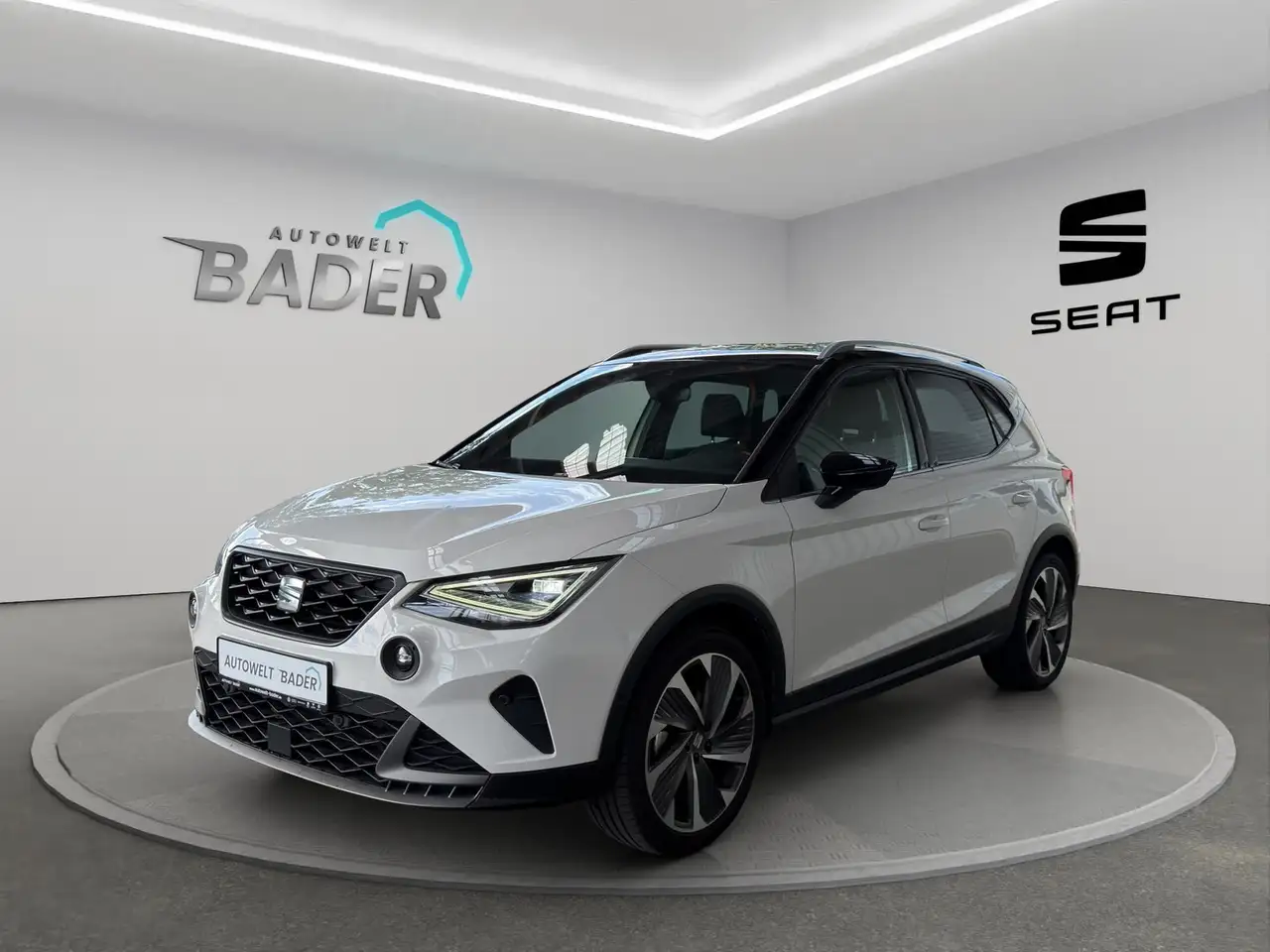 SEAT Arona 1,0 TSI FR Navi RFK LED