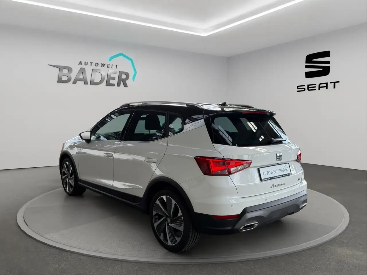 SEAT Arona 1,0 TSI FR Navi RFK LED, миниатюра 4
