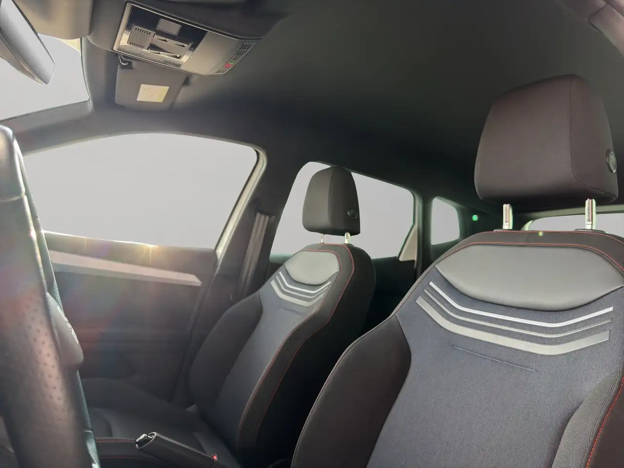 SEAT Arona 1,0 TSI FR Navi RFK LED, миниатюра 20