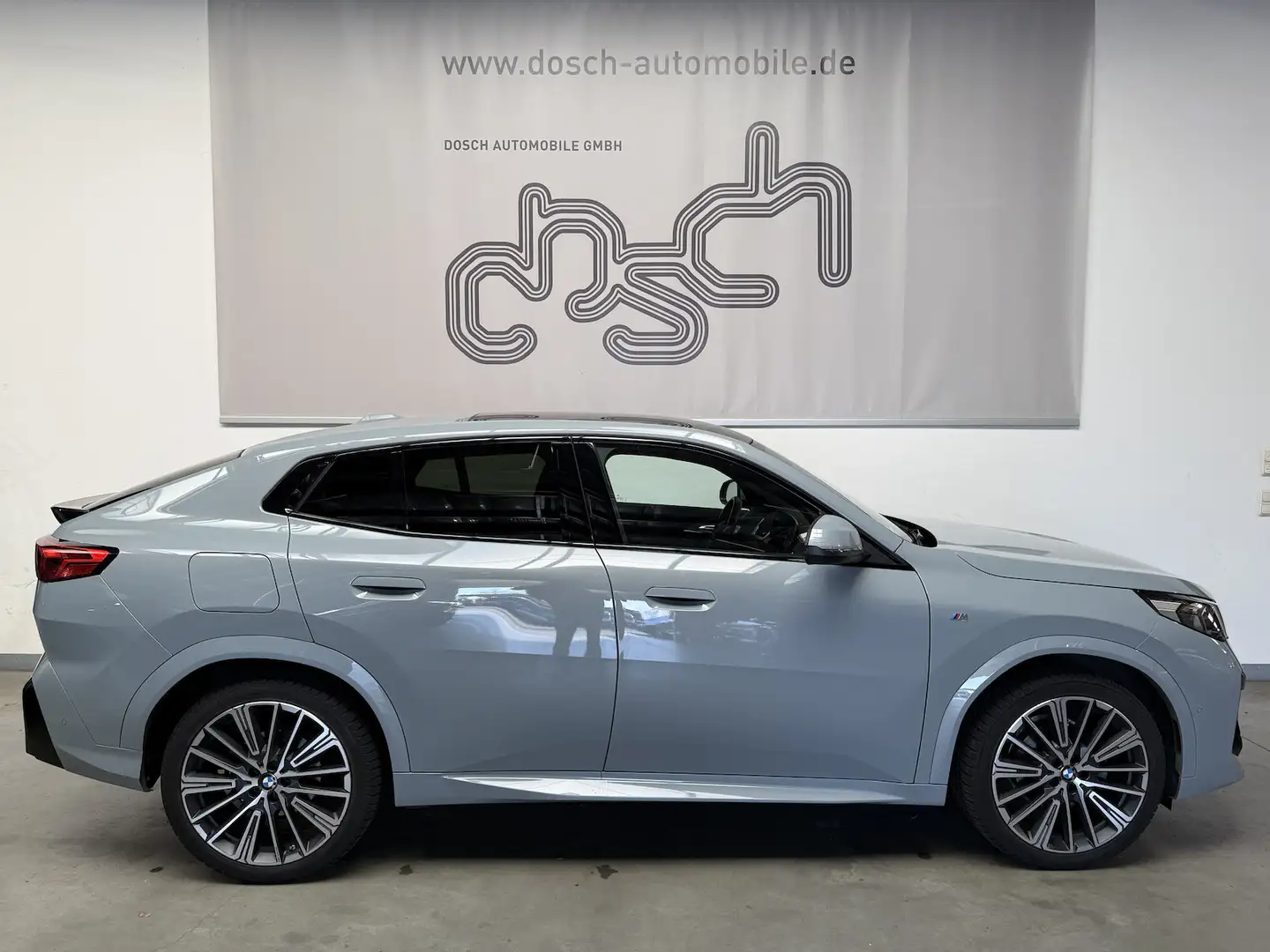 BMW X2 20 d xDr. M Sport/PANO/Privacy/NAVI/LED/KAMERA Grau - 2