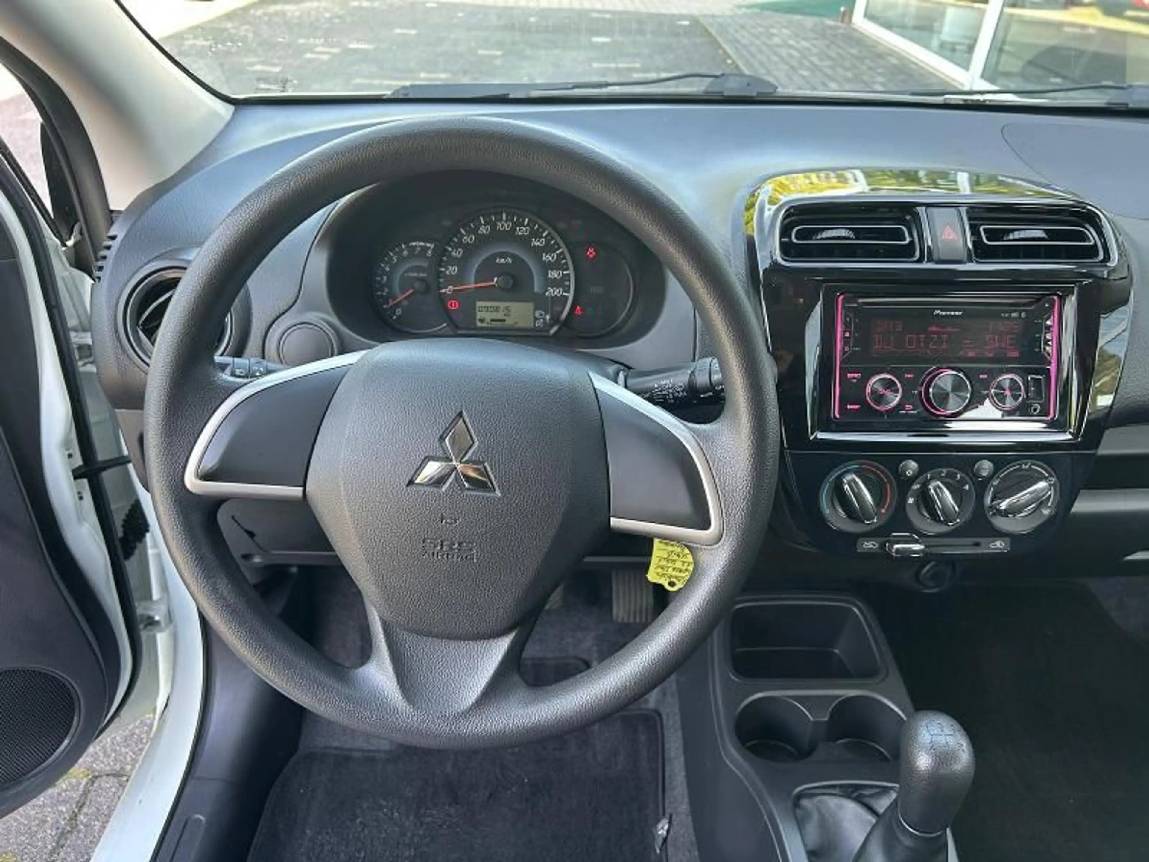 Mitsubishi Space Star Select 1.2 MIVEC 5-Gang *Klima* — photo 13