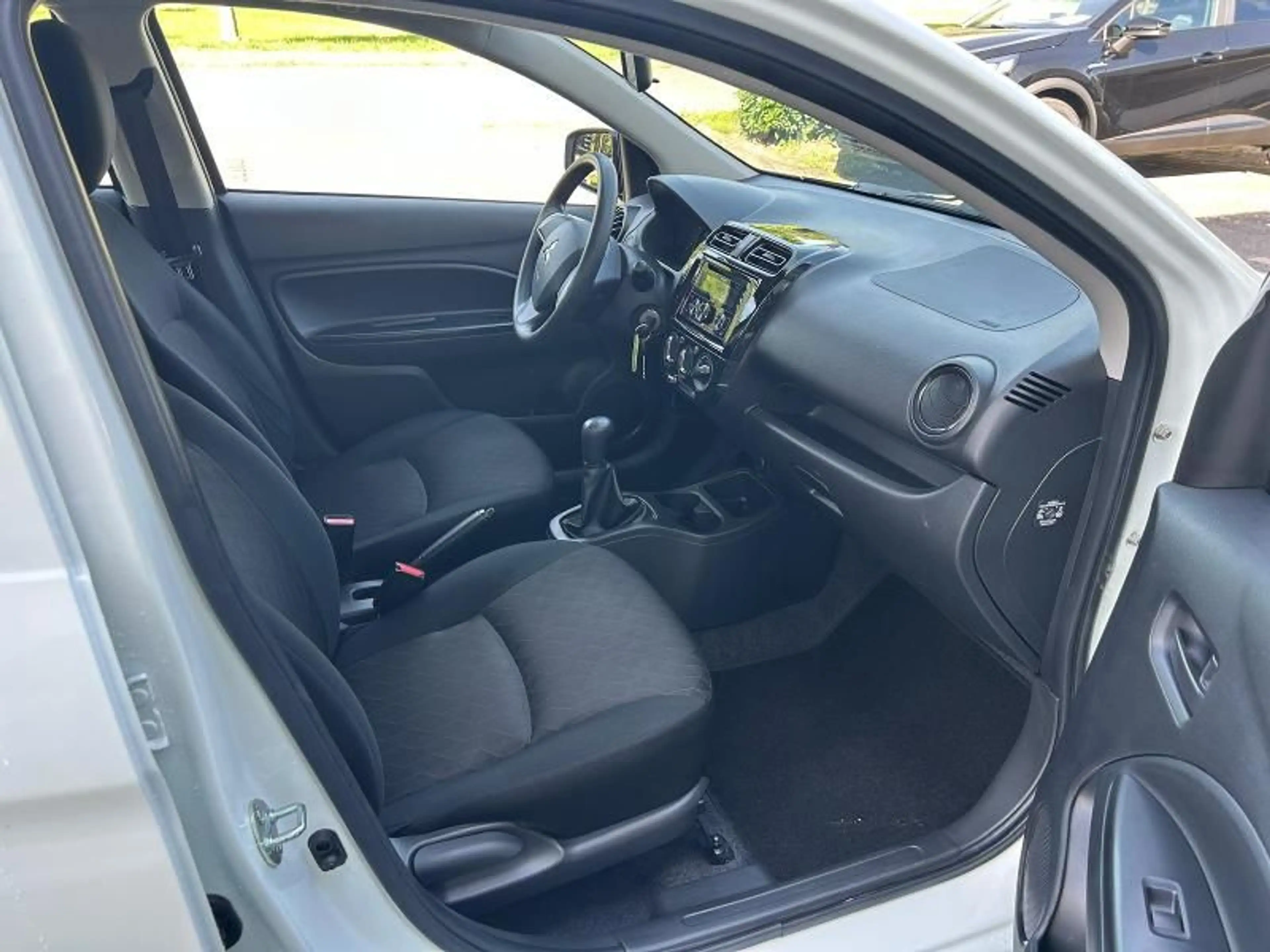 Mitsubishi Space Star Select 1.2 MIVEC 5-Gang *Klima* — photo 10