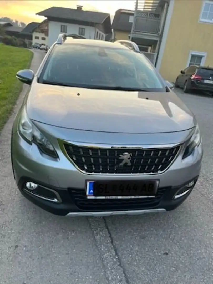 Peugeot 2008 2008 1,6 BHDI 100 S Grau - 1