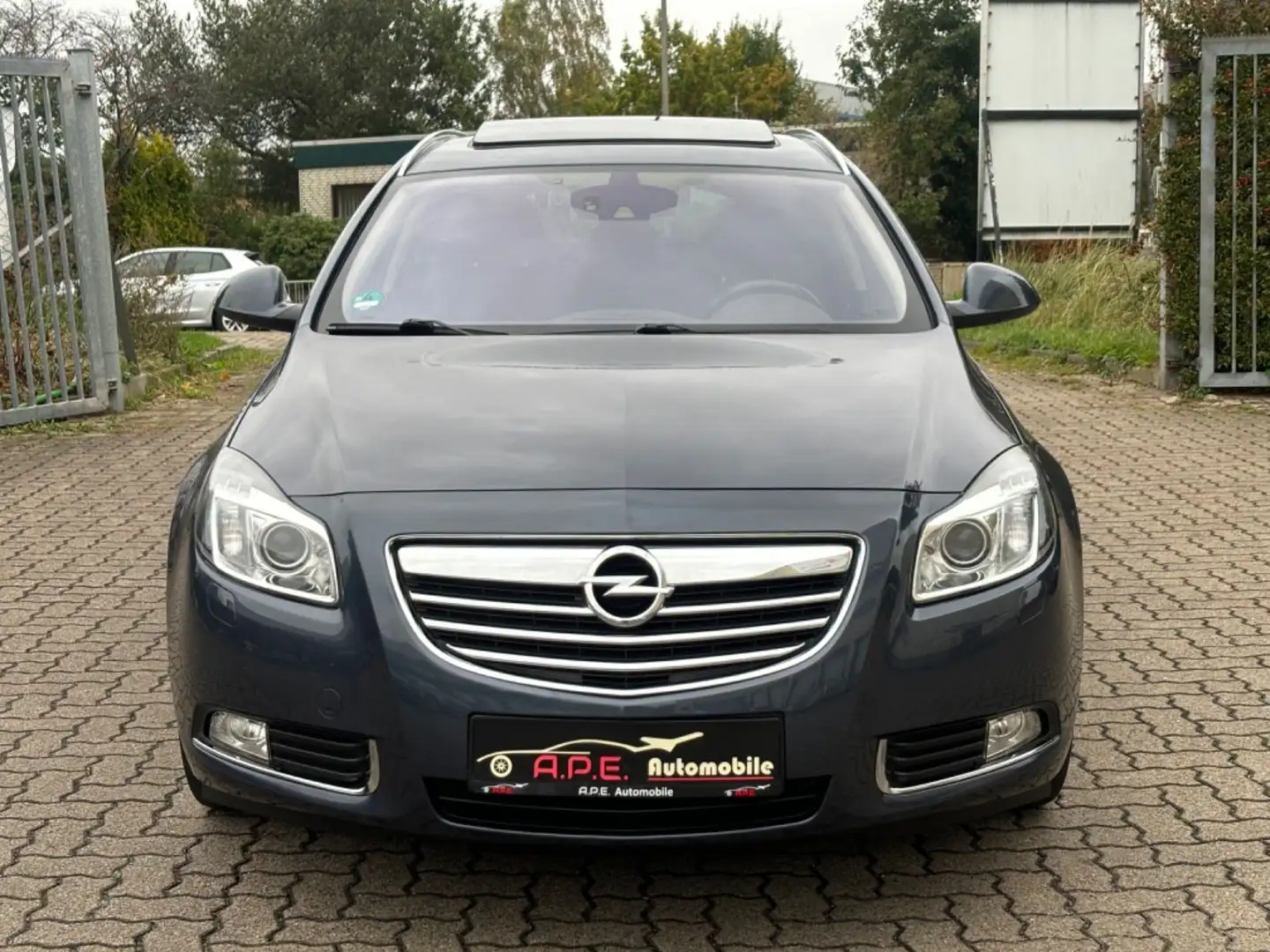 Opel Insignia Sports Tourer Cosmo 4x4 V6 Vollausstattung - 2