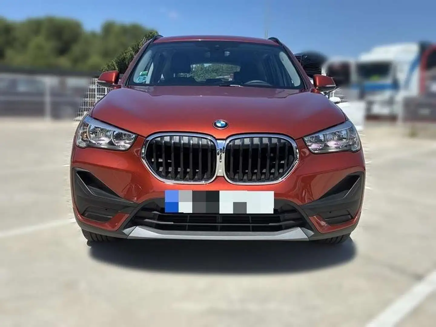 BMW X1 sDrive 18d Naranja - 1