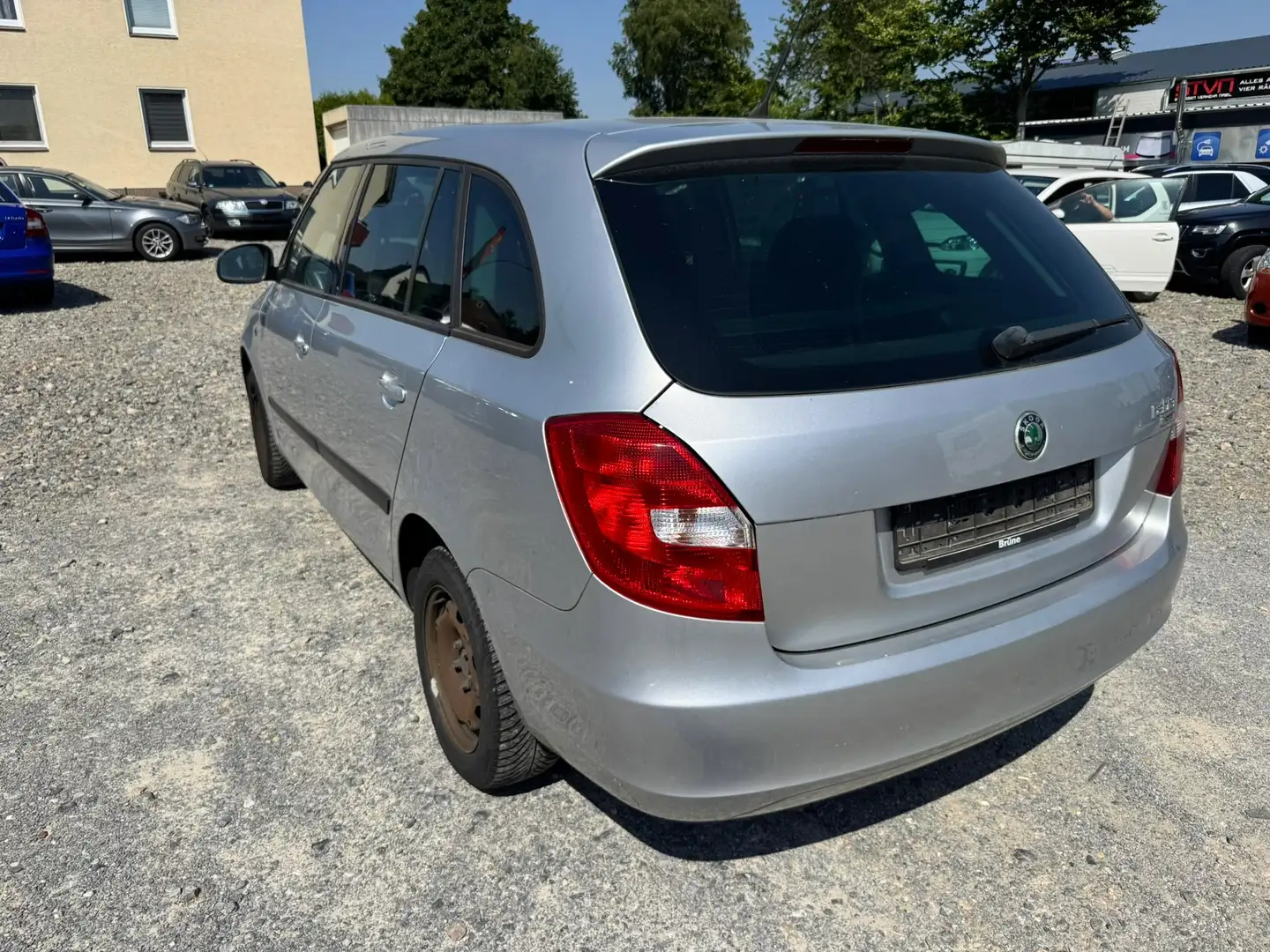 Skoda Fabia Ambiente Grijs - 2