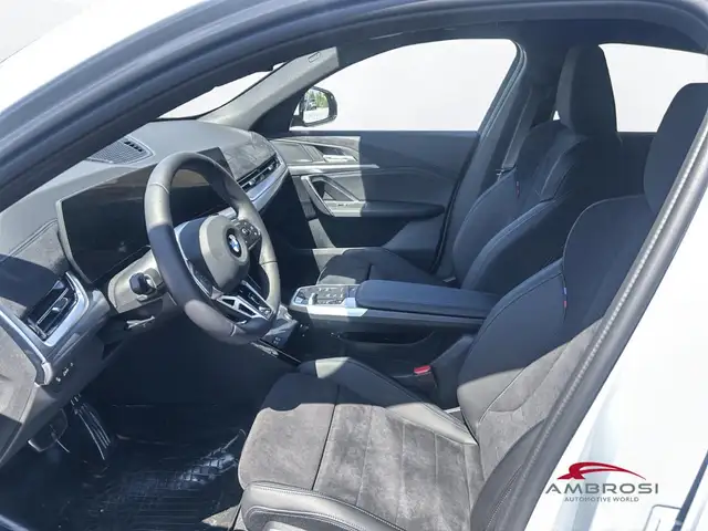BMW X2 view 10