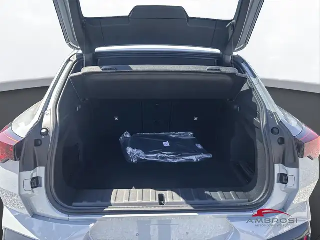 BMW X2 view 9