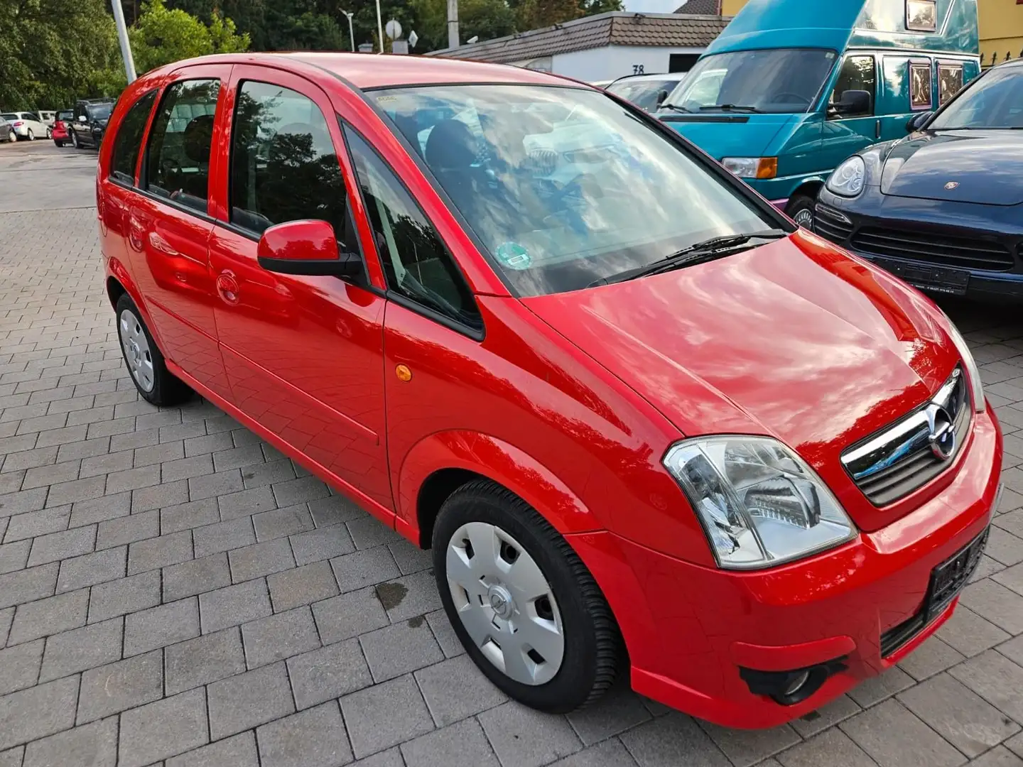 Opel Meriva Edition Rot - 1