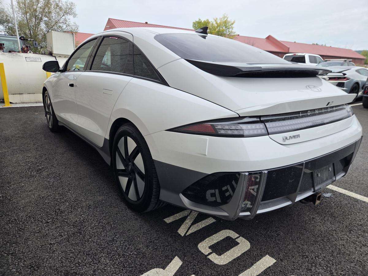 2025 Hyundai IONIQ 6 Preferred grande autonomie PA — photo 1
