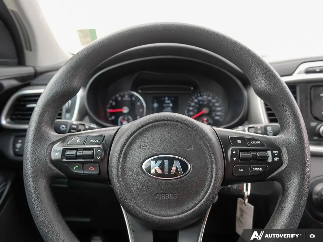Kia Sorento снимка Kia Sorento