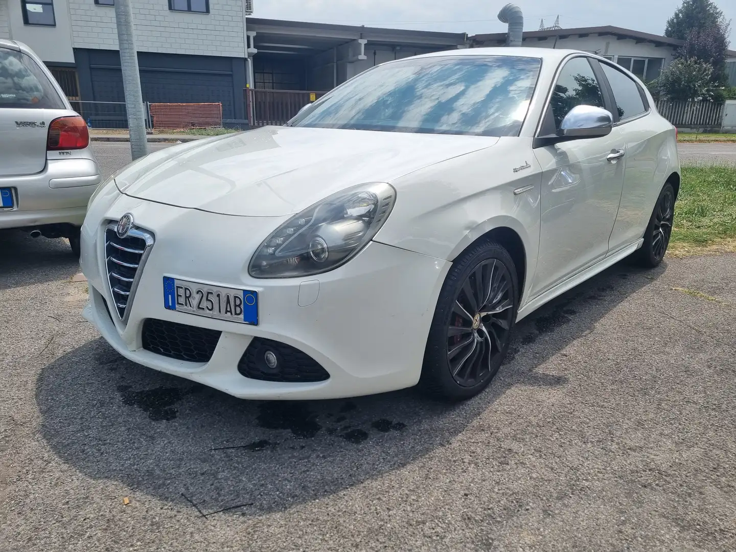 Alfa Romeo Giulietta Giulietta III 2010 2.0 jtdm(2) Exclusive 170cv Bianco - 2