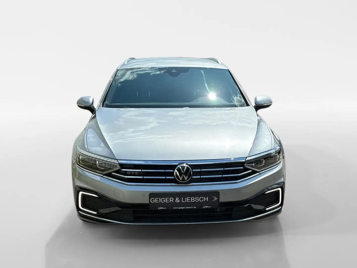 Volkswagen Passat Variant 1.4 eHybrid DSG GTE*IQ.LIGHT*STHZ Silber - 2
