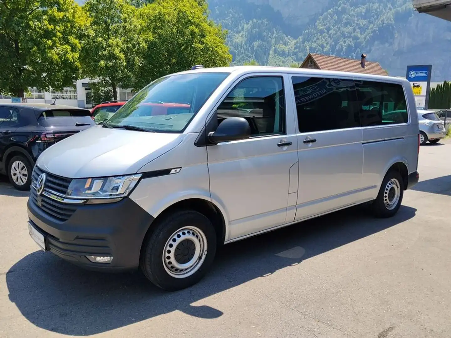 Volkswagen T6 Kombi T 6.1lang 4MOTION DSG 2,0 TDI Silber - 1