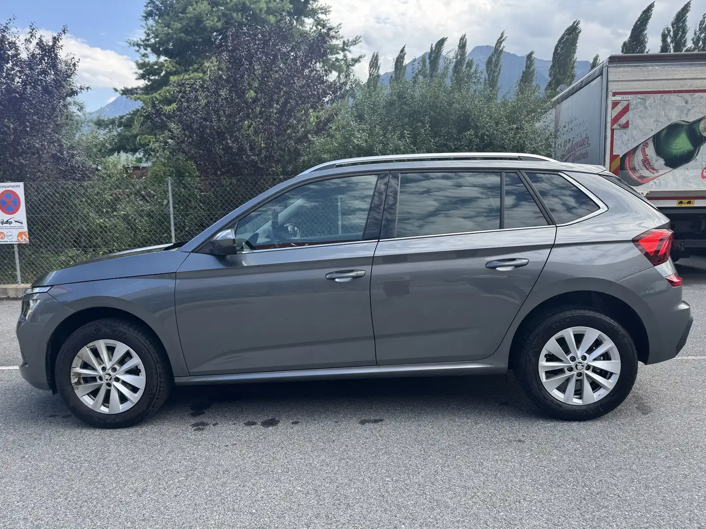 Skoda Kamiq 1.0 TSI Selection *8-FACH* Grau - 2