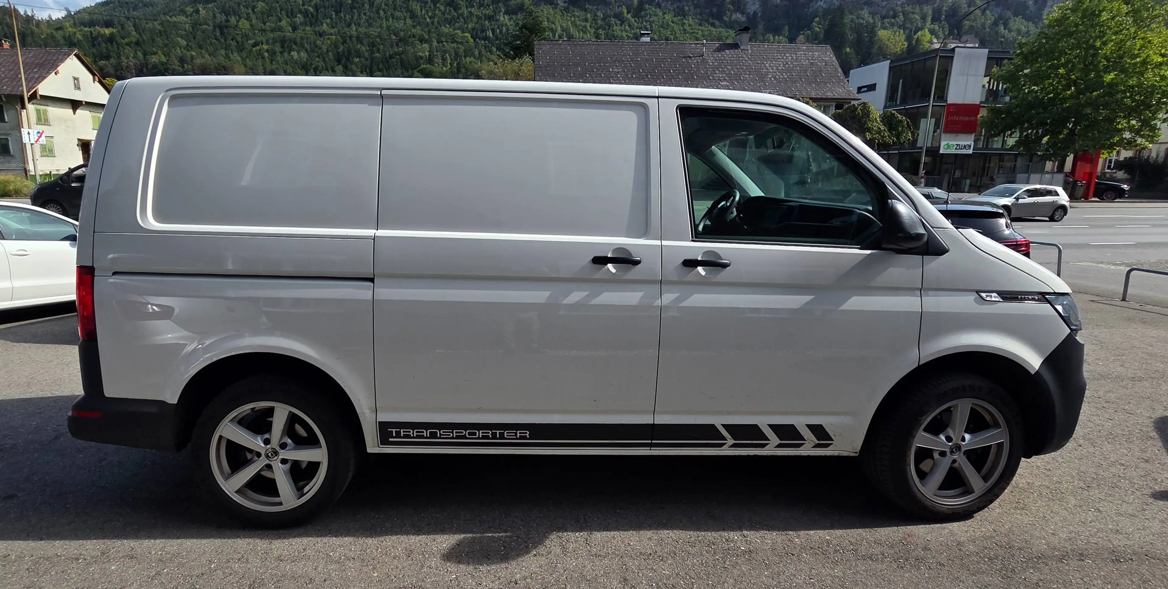 Volkswagen T6.1 Transporter FWD — photo 5
