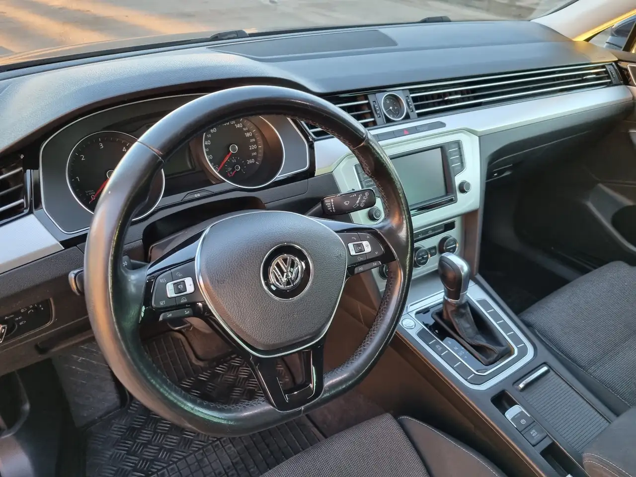 Volkswagen Passat Variant 1.6, foto 6