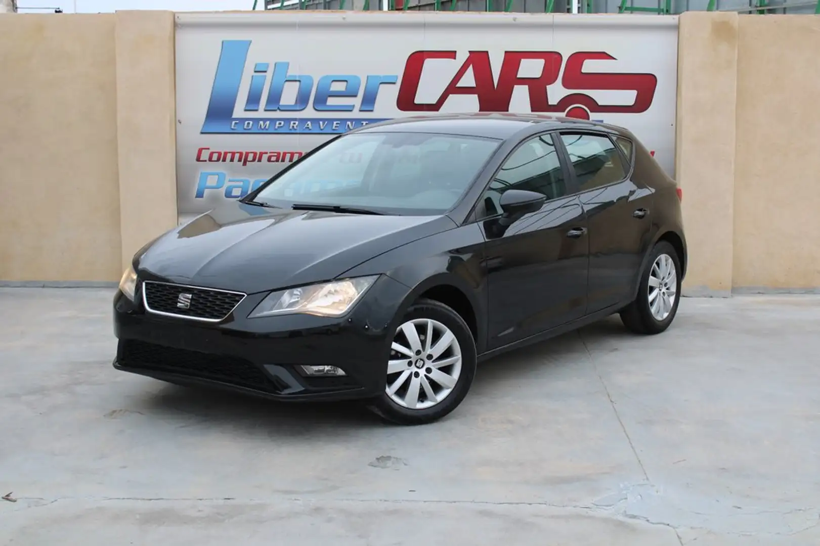 SEAT Leon 1.6 TDI 105cv St&Sp Style Negro - 1