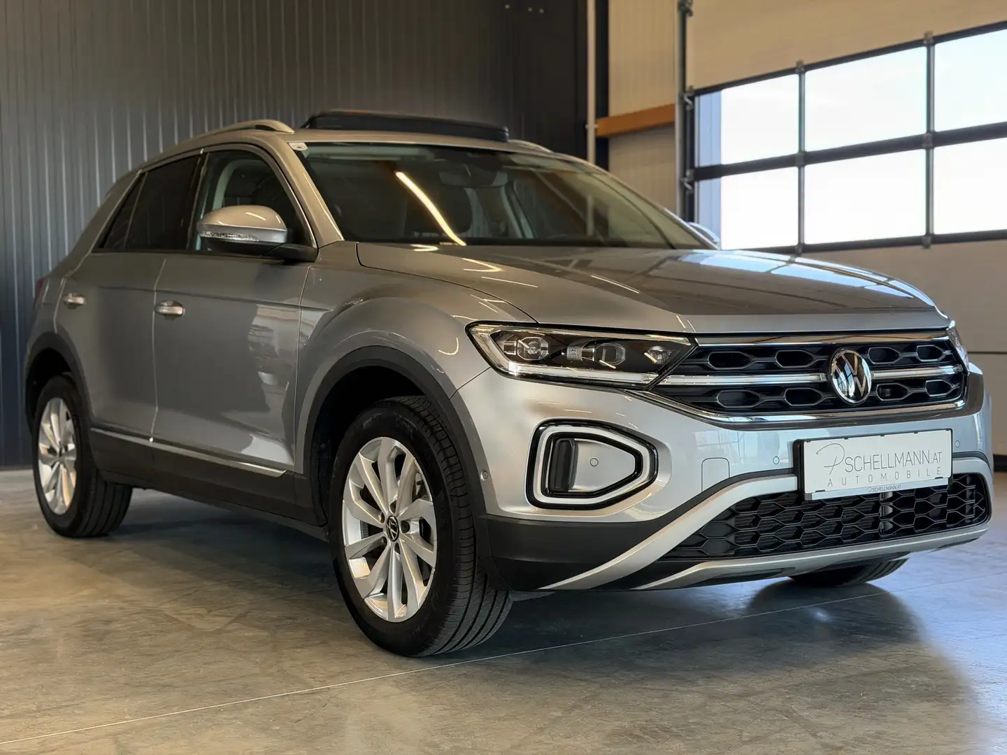 Volkswagen T-Roc Style, PANORAMA, IQ Light Matrix Silber - 1