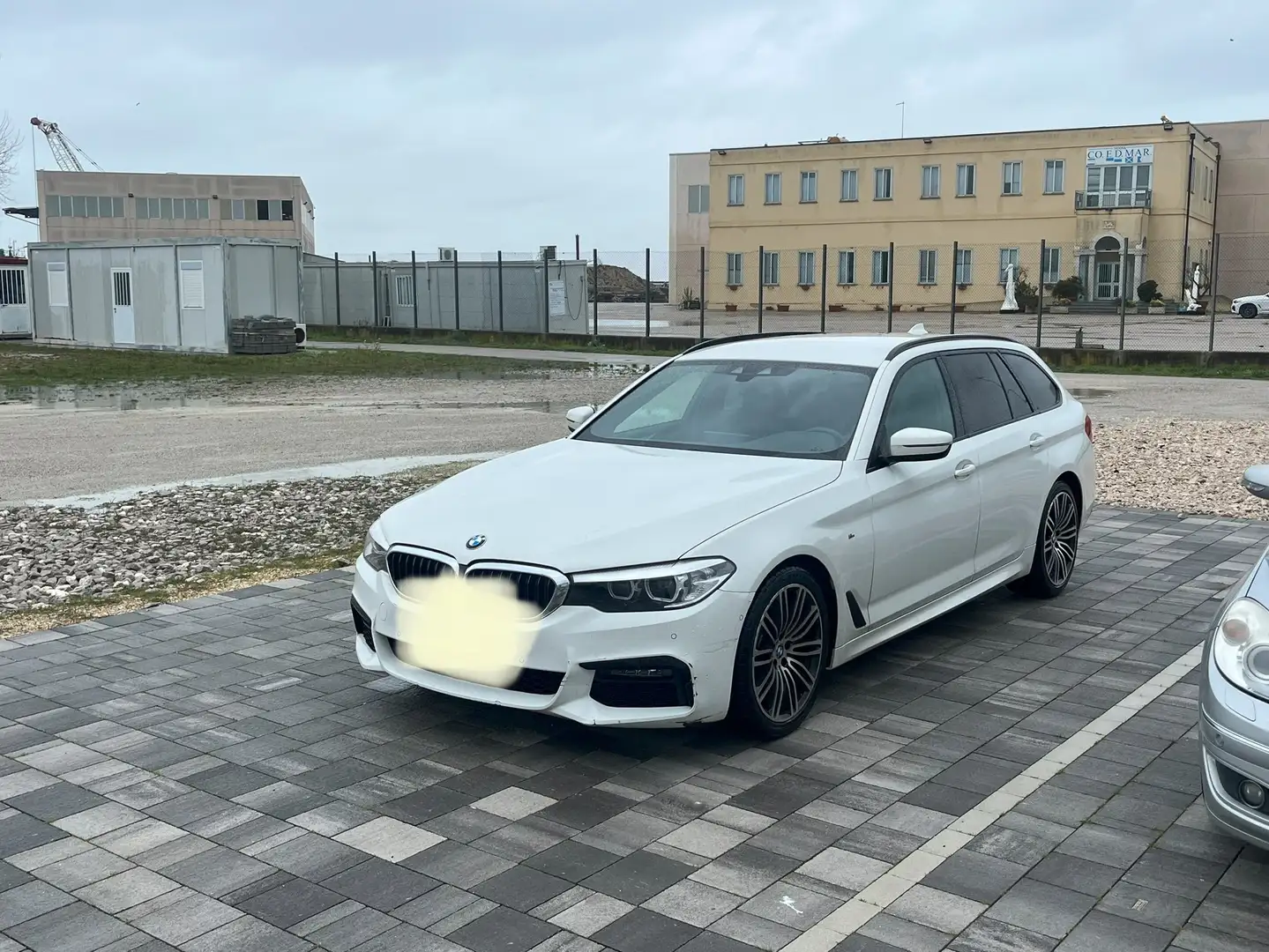 BMW 518 Serie 5 G31 2017 Touring 518d Touring Msport auto bijela - 1