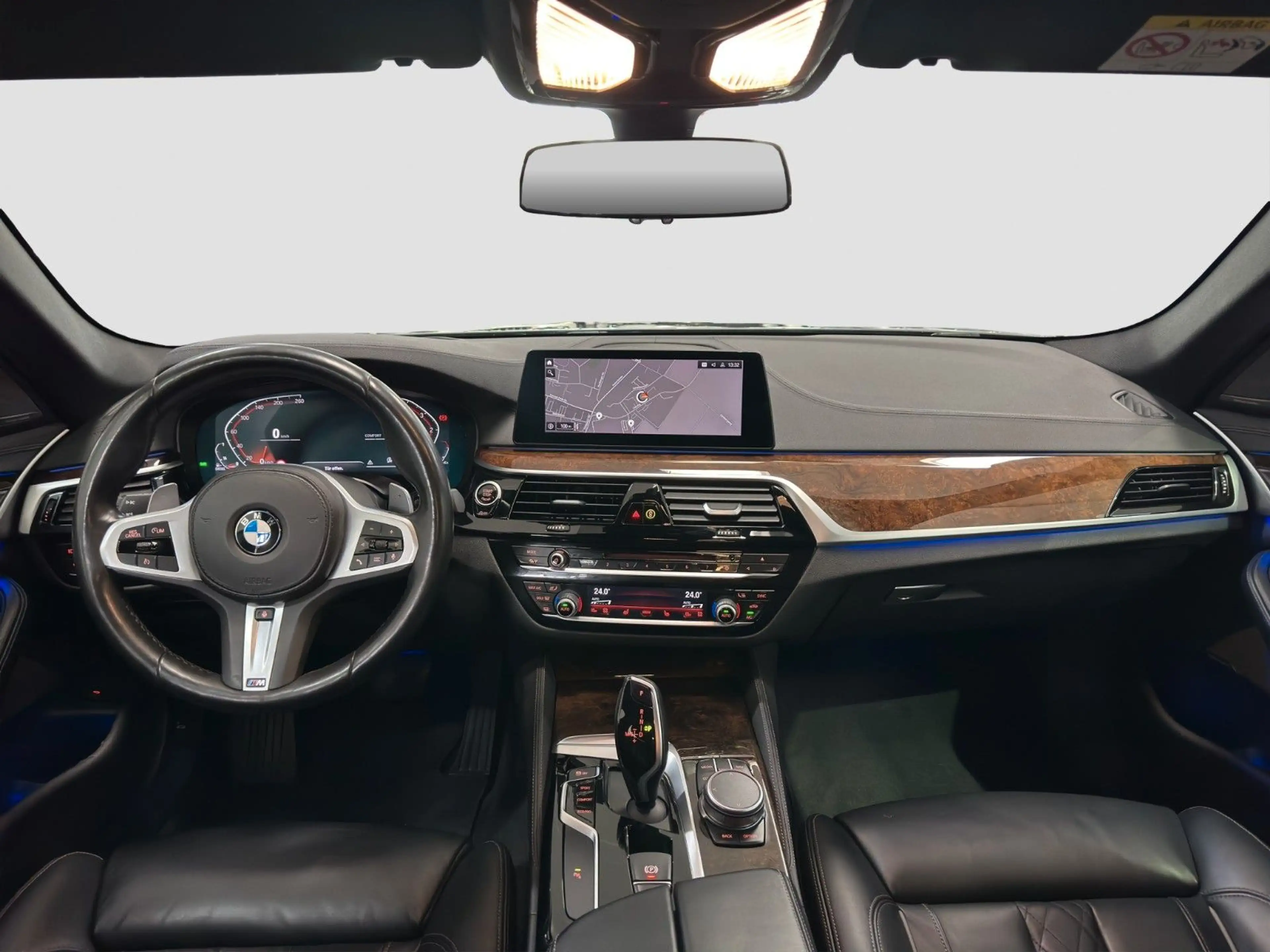 BMW 530 dT Luxury LC.PRO AD.LED CARPLAY H/K KAMERA — photo 13
