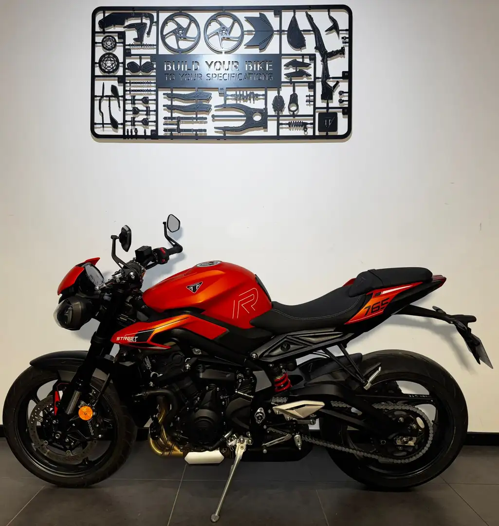 Triumph Street Triple 765 Oranj - 2